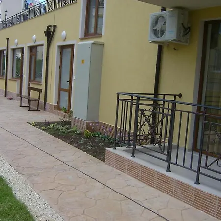 Apartment Siana 3 Suits Pomorie