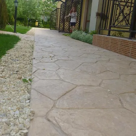 Siana 3 Suits Pomorie