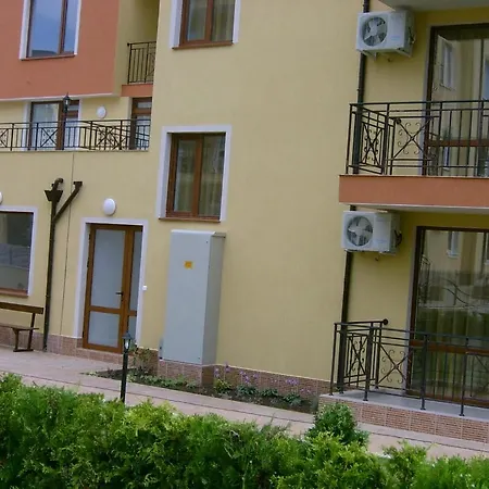 Siana 3 Suits דירה פומורי